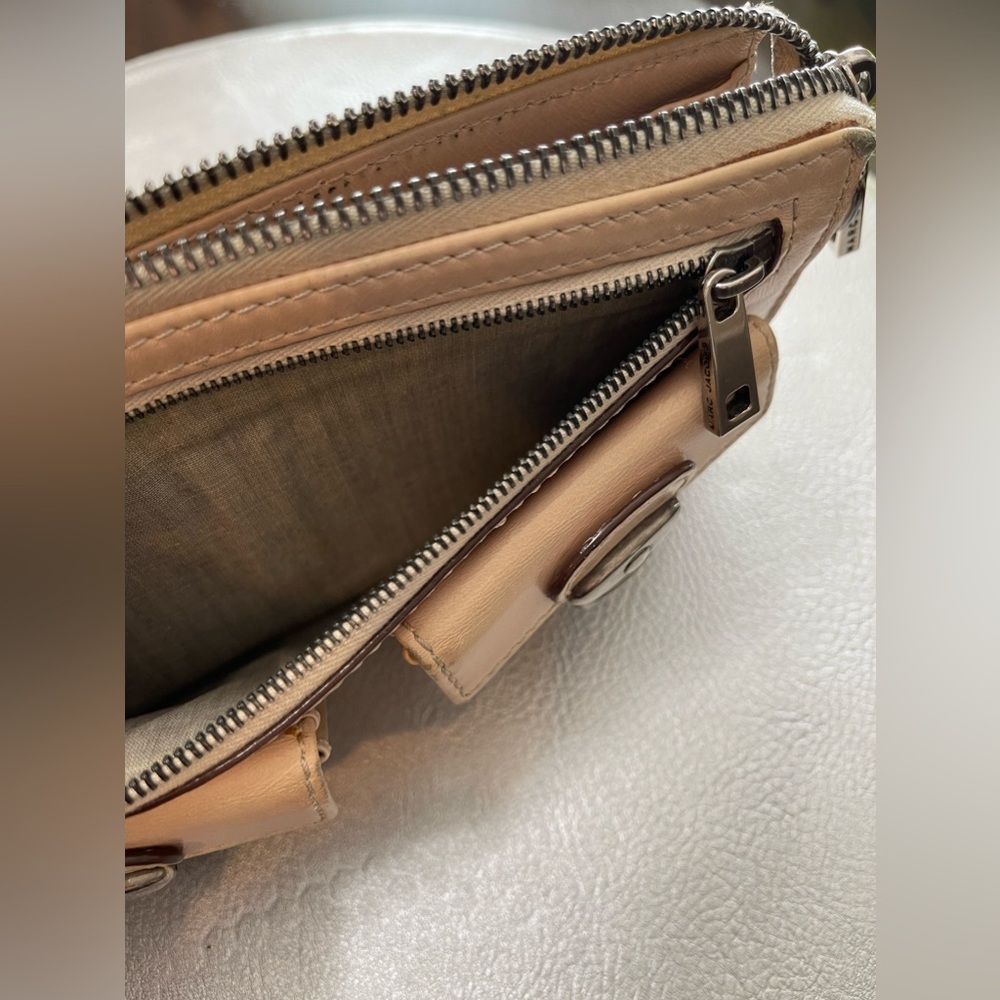 Marc Jacobs Wallet - Picture 7 of 16